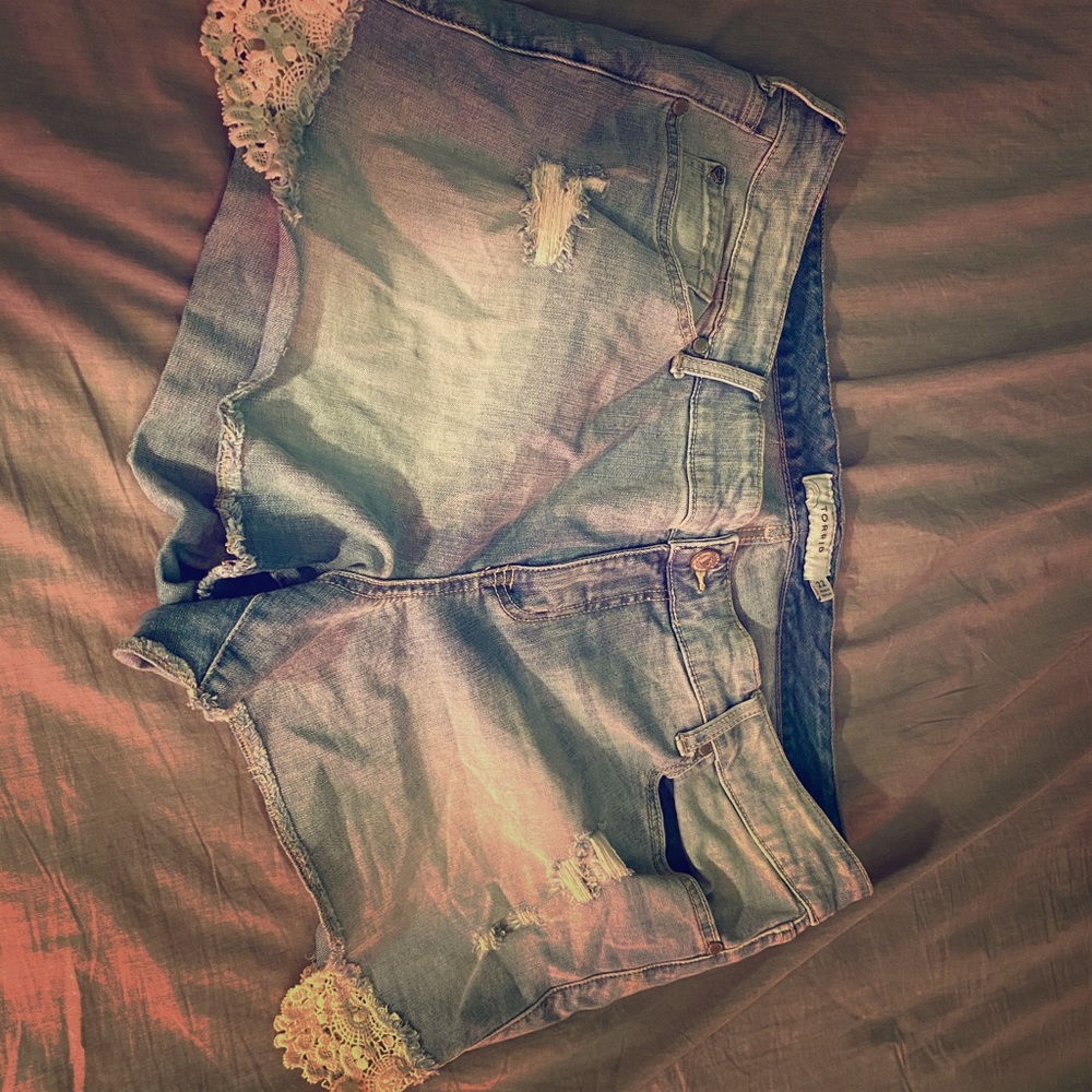 Torrid Jean shorts size 22